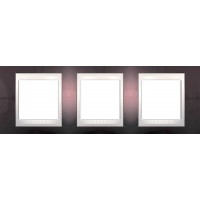 Рамка трехместная Unica Plus. Цвет Терракотовый MGU6.006.551 Рамка трехместная Unica Plus. Цвет Терракотовый MGU6.006.551